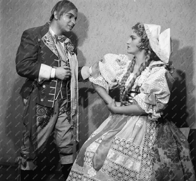 Kultúra - Mátyás Mária és Kishegyi Árpád operaénekesek 
