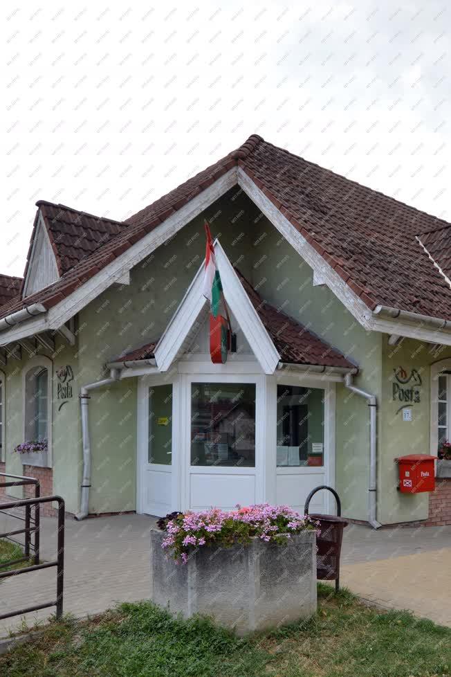 Szolgáltatás - Dusnok - Postahivatal