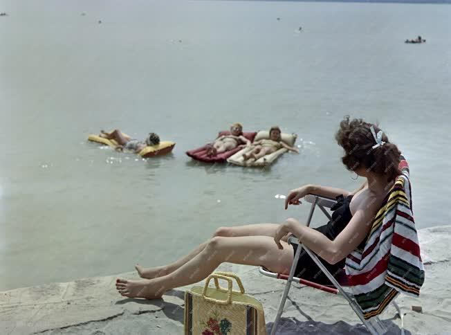 Szabadidő - Balaton - Strand