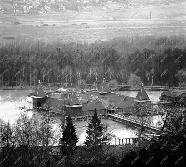 Turizmus - Megújul a Hévízi Tófürdő