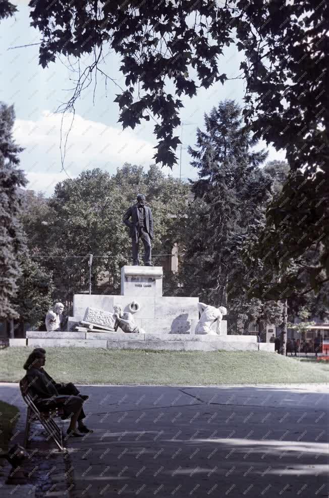 Kultúra - Tisza Lajos szobra Szegeden
