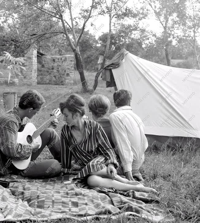 Nyaralás - Camping Agárdon 