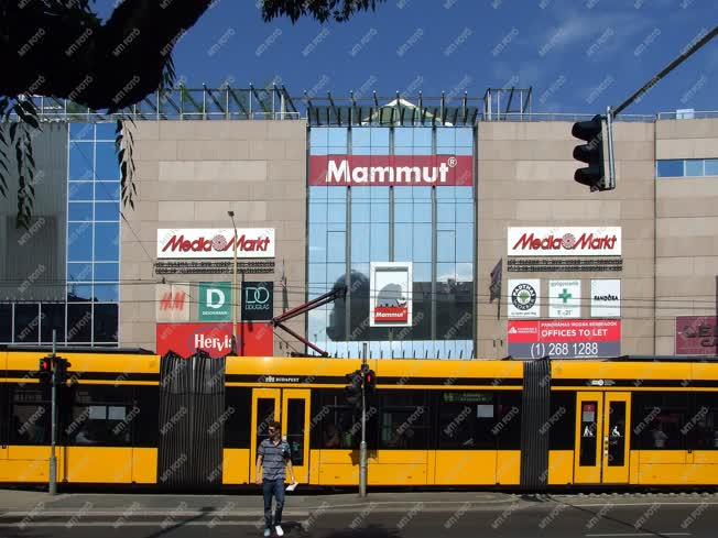 Városkép - Budapest - A Mammut II. üzletház épülete