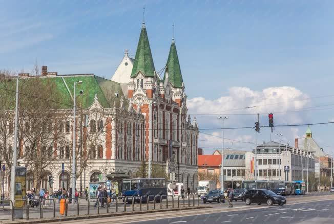 Épület - Budapest - Újpest Polgármesteri Hivatala