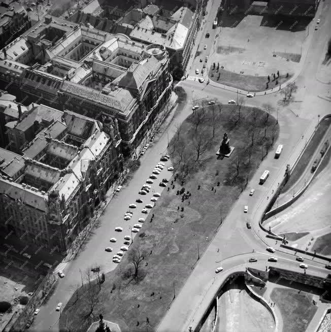 Városkép - Budapest - Roosevelt tér