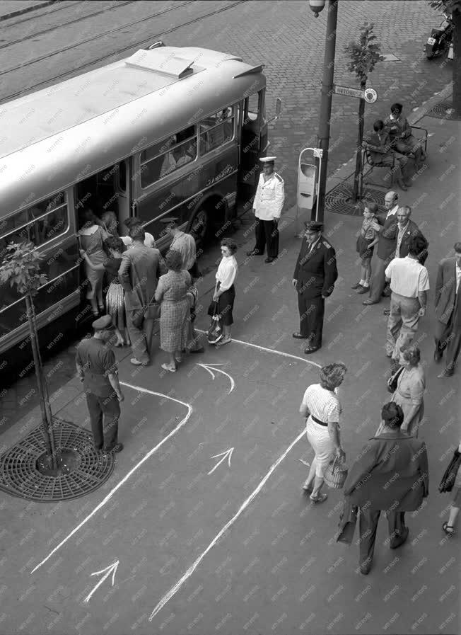 Tömegközlekedés - Felszállási szabályt vezettek be a Nagykörúton