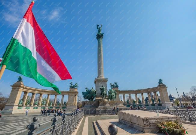 Emlékmű - Budapest - Millenniumi emlékmű