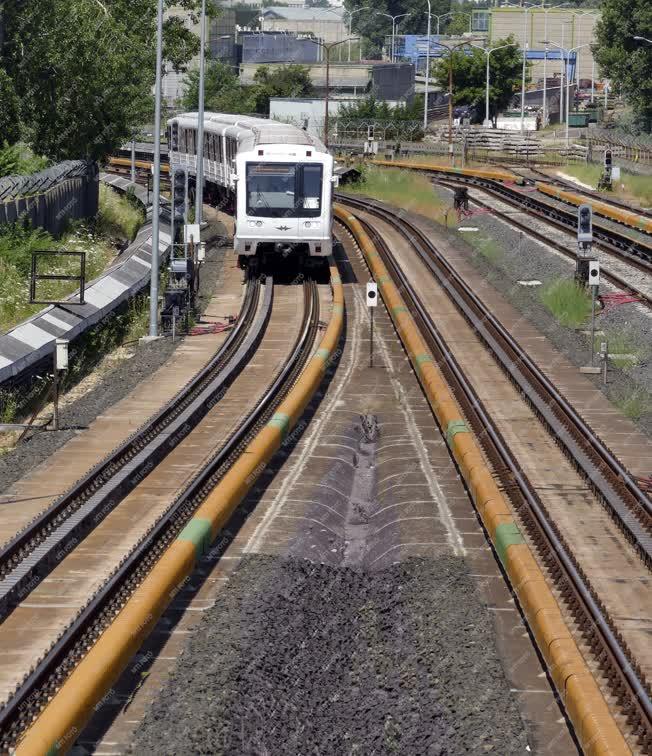 Közlekedés - Budapest - M3-as metróvonal felújítása