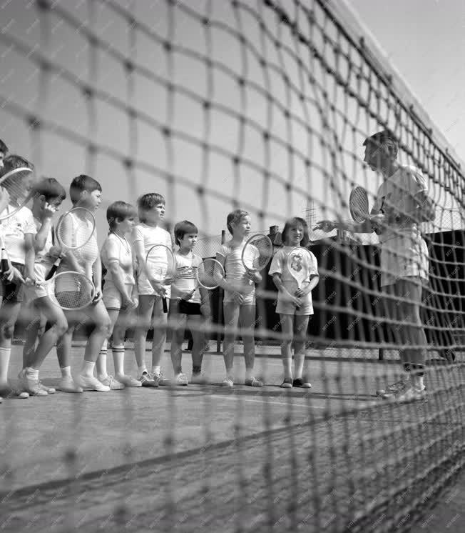 Sport - Tenisz tanfolyam a gyerekeknek