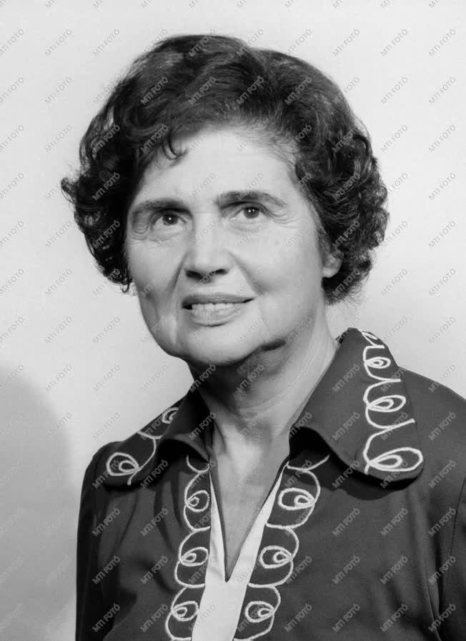 1978-as Állami-díjasok - Dr. Varga Edit