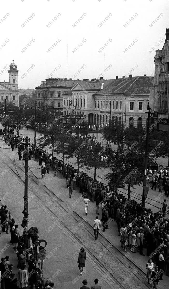 Belpolitika - Pártok - Rákosi Debrecenben