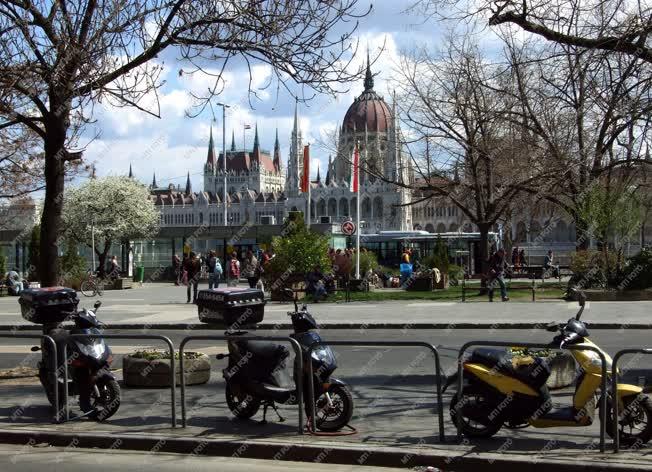 Városkép - Budapest - A Batthyány tér