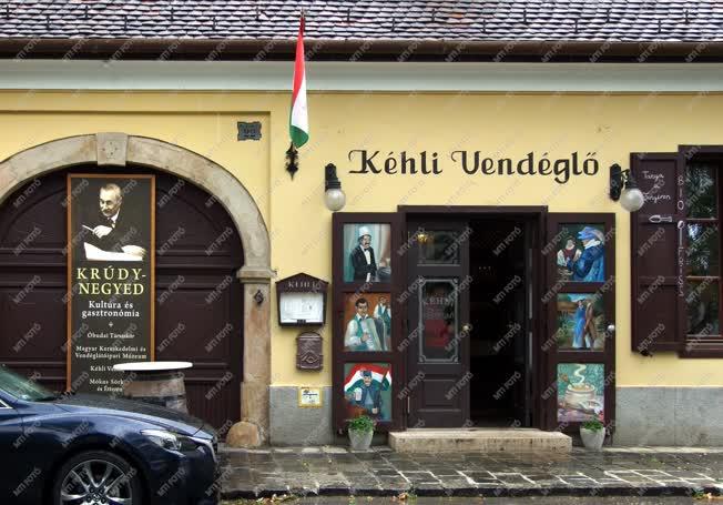 Vendéglátás - Budapest - A Kéhli vendéglő Óbudán