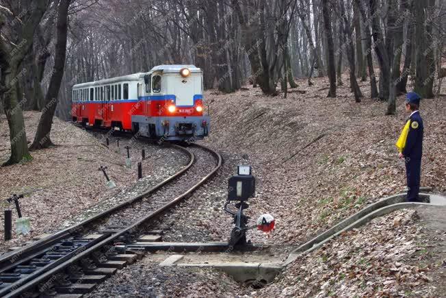 Közlekedés - A Széchenyi-hegyi Gyermekvasút