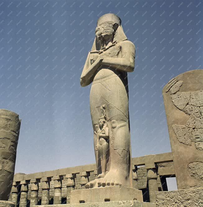 Városkép - EAK - Egyiptom - Luxor - Karnaki templom