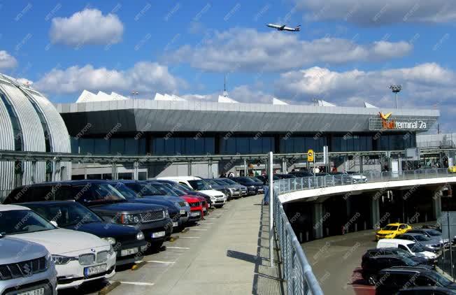 Légiközlekedés - Budapest - Liszt Ferenc Nemzetközi Repülőtér