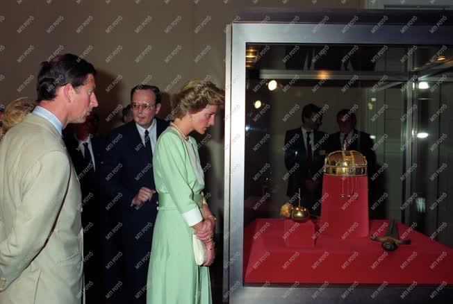 Külpolitika - Károly herceg és Diana Spencer Budapesten