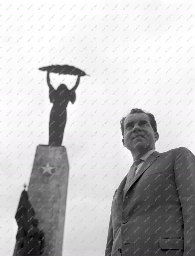 Külpolitika - Nixon Budapesten