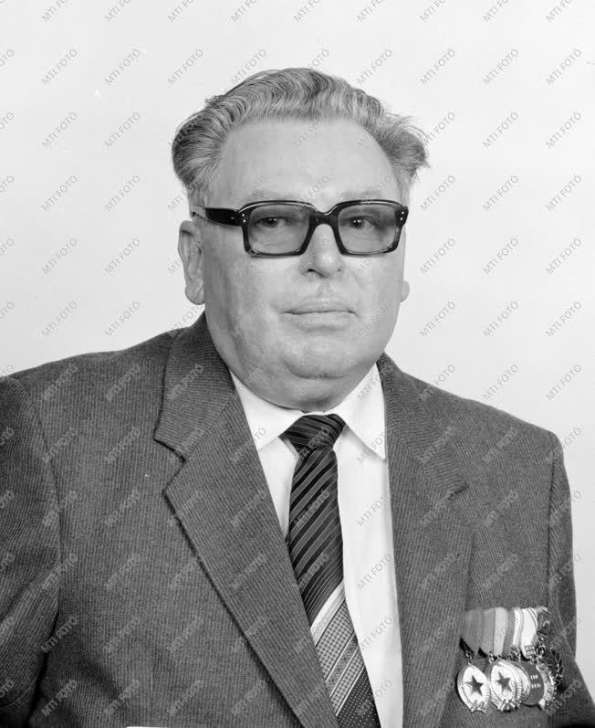 1983-as Állami Díjasok - Ladnyik Mihály