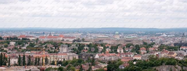 Városkép - Budapest - Látkép a Sas-hegyről