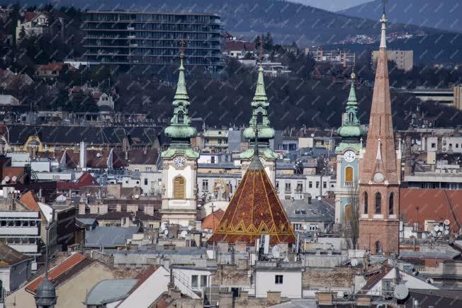 Városkép - Budapest - Vizivárosi templomtornyok