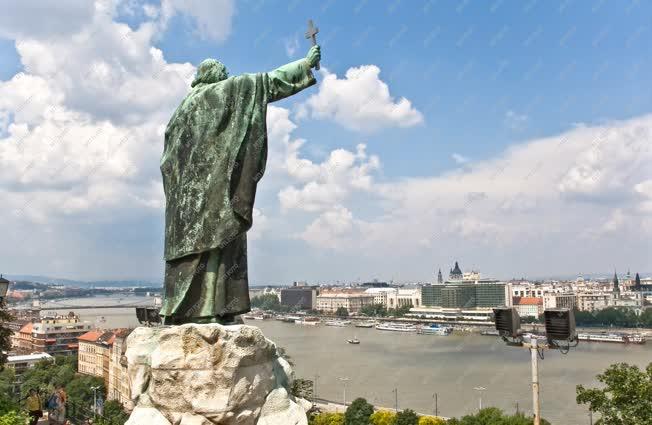 Műalkotás - Budapest - Szent Gellért szobra