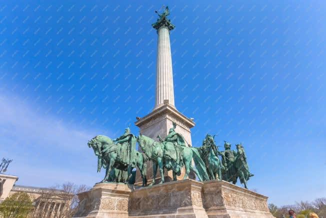 Emlékmű - Budapest - Millenniumi emlékmű 