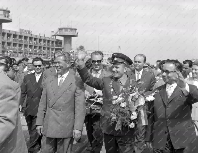 Látogatás - Jurij Gagarin Budapesten