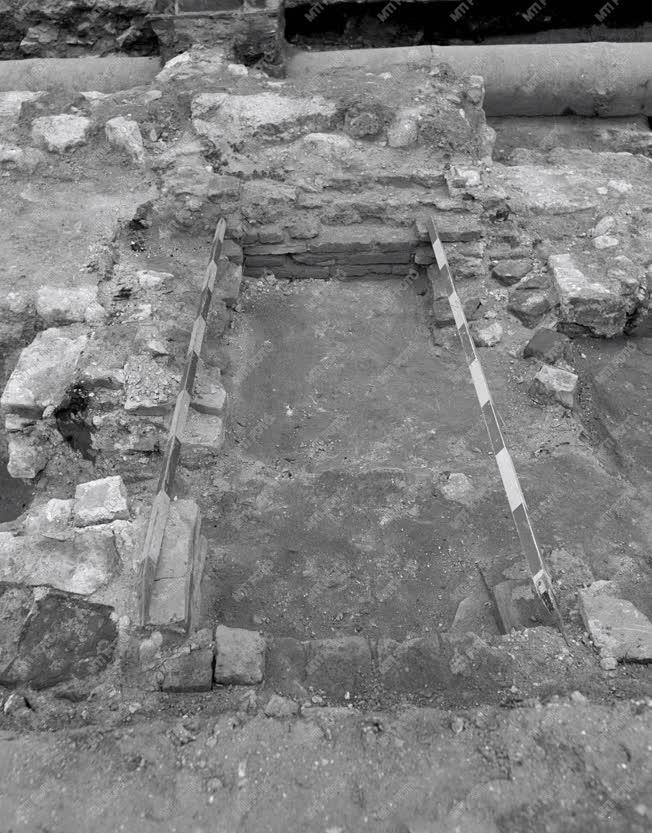Régészet - Megtalálták Géza fejedelem feltételezett sírhelyét