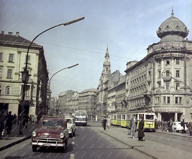 Városkép - Budapesti képek - Nagykörút