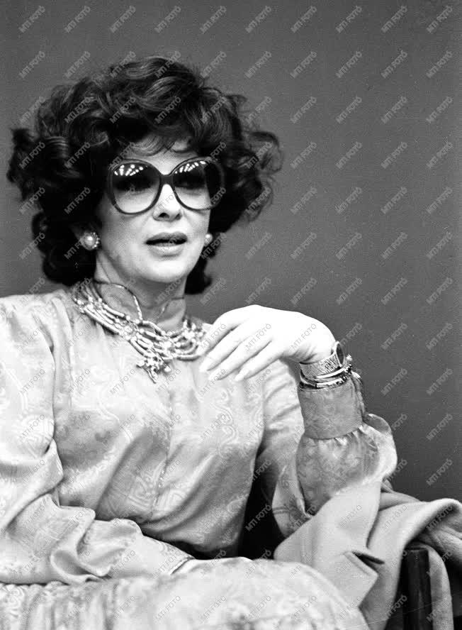 Filmművészet - Gina Lollobrigida olasz színésznő