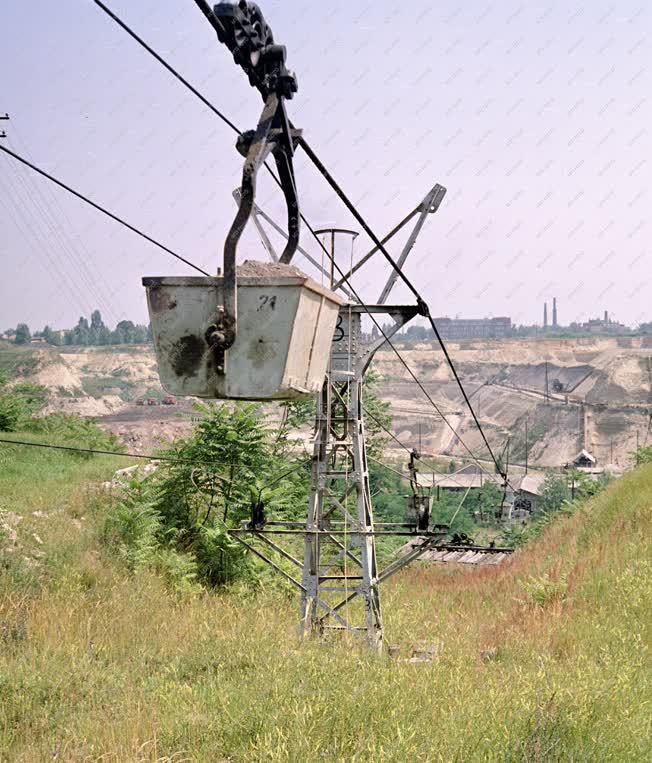 Ipar - Korszerűsítés előtt a kőbányai Kerámia Téglagyár