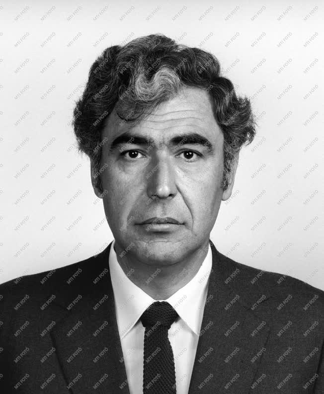 1985-ös Állami Díjasok - Szűcs László
