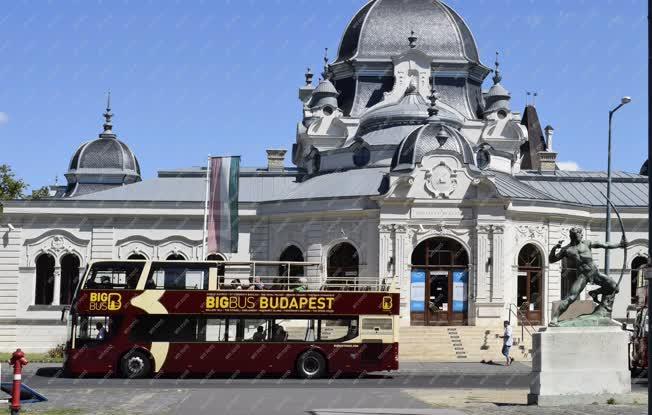 Városkép - Budapest - Műjégpálya