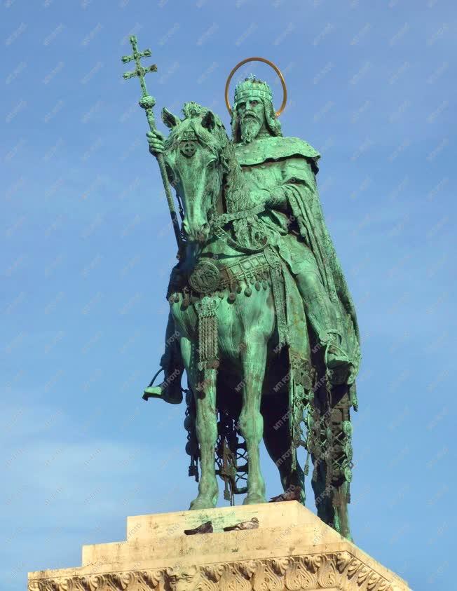 Budapest - Budai Vár - Szent István-szobor