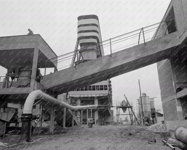Ipar - Hejőcsabai Cement- és Mészművek 
