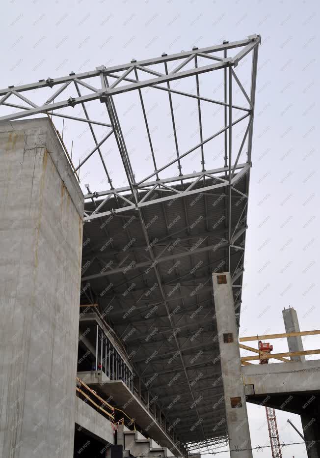 Sport - Budapest - Épül a Vasas új labdarúgó-stadionja