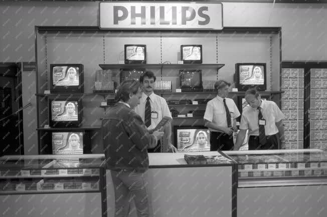 Kereskedelem - Philips shop