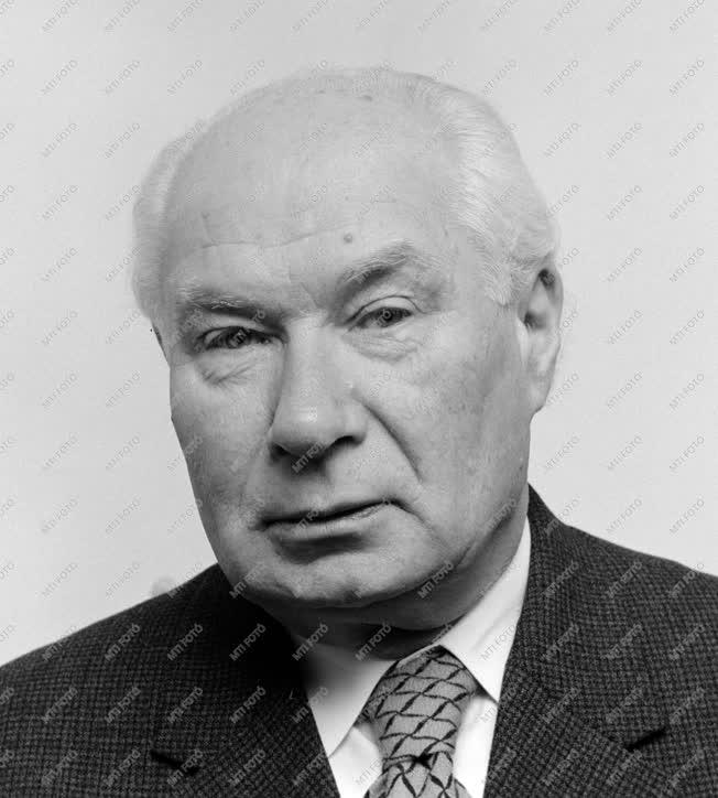 1975-ös Állami díjasok - Dr. Lukovits István