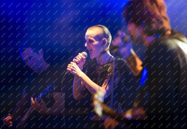 Sexepil: lemezbemutató koncert az A38-on