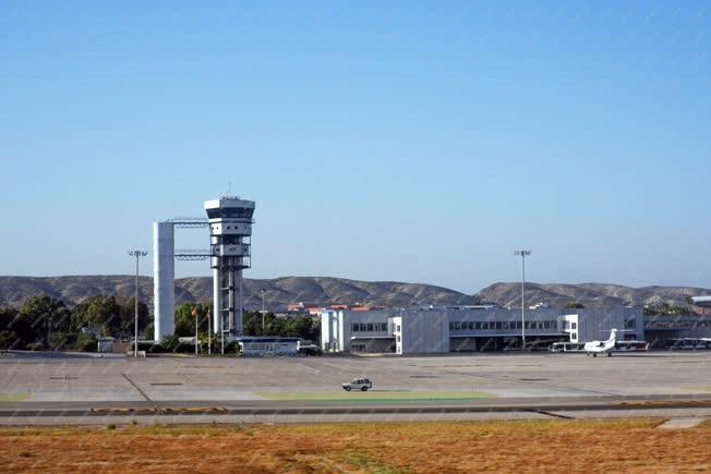 Turizmus - Alicante - Repülőtér