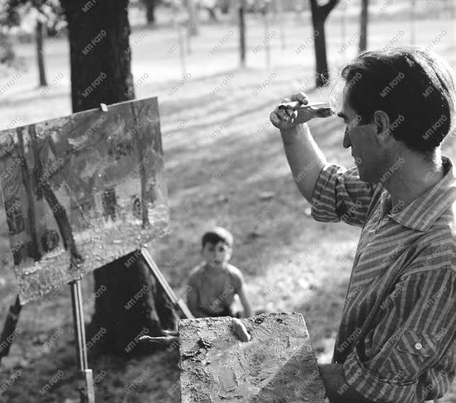 Kultúra - Egy festőművész a parkban