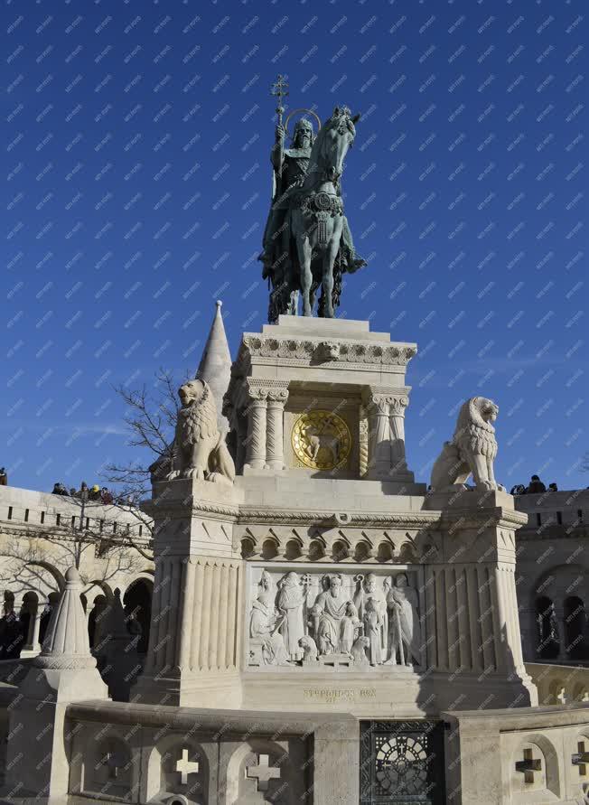 Köztéri szobor - Budapest - Szent István 