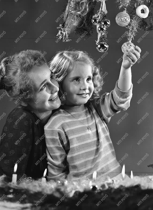 Karácsonyi hangulat 1958-ból