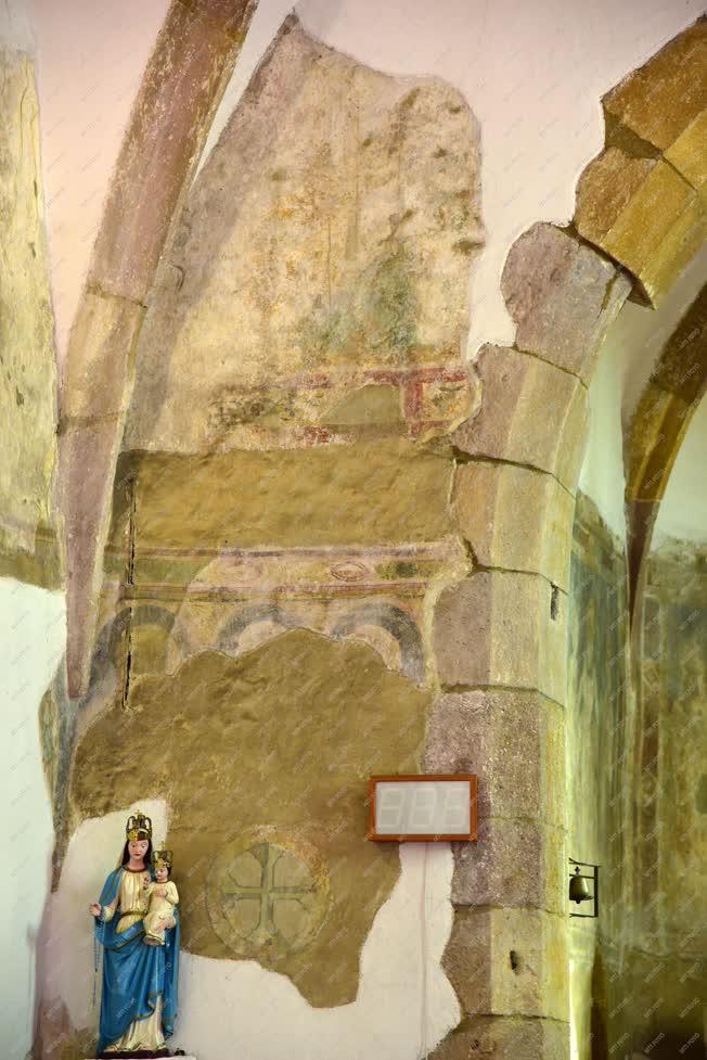 Település - Egyház - Nógrádsáp - Gótikus kerített templom