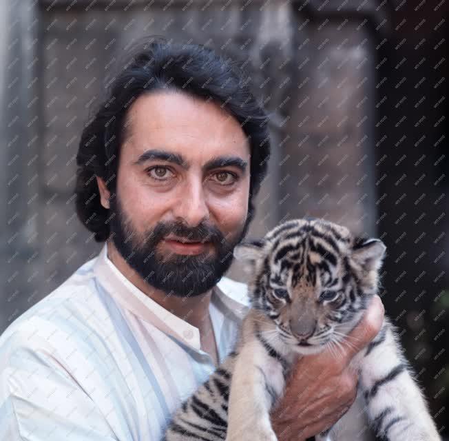 Film - Személy - Kabir Bedi