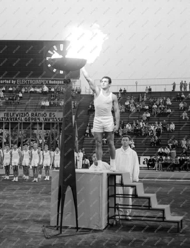 Sport - Universiade 1965. Budapest - Megnyitó