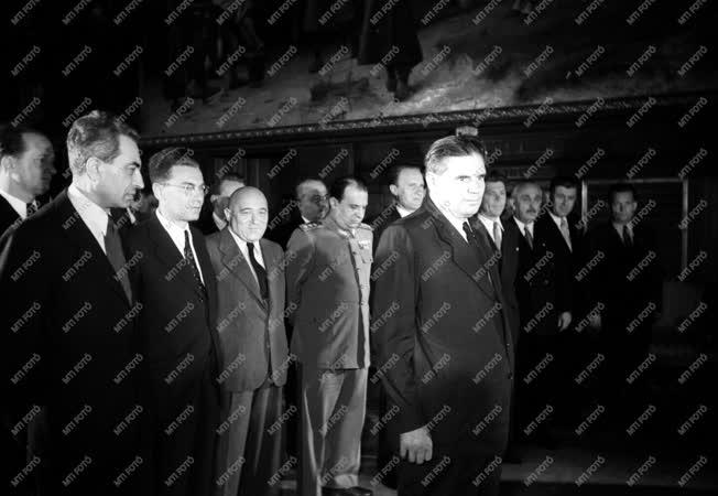 Belpolitika - Az 1949-es kormány tagjai 