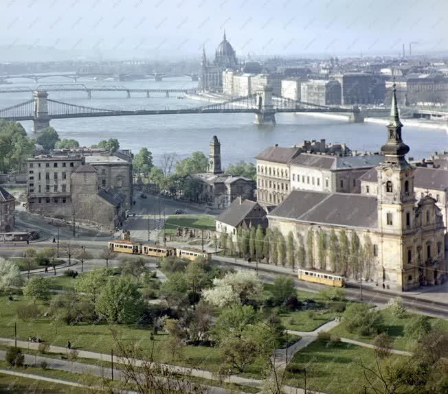 Tavasz Budapesten - Tabán