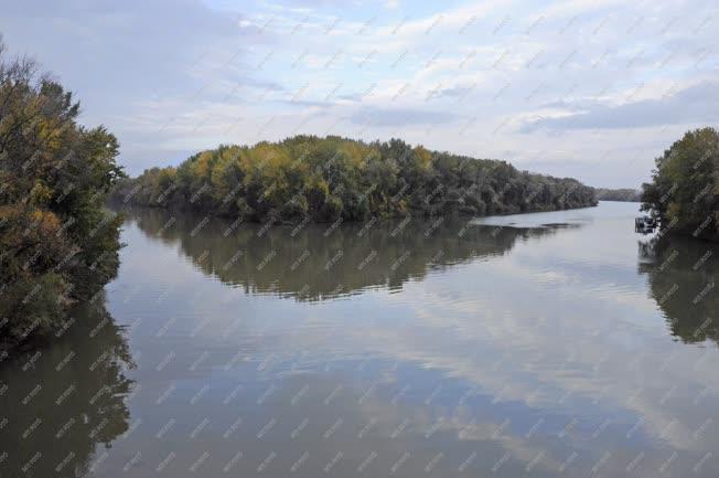 Tájkép - Tokaj - Tisza és a Bodrog összefolyása